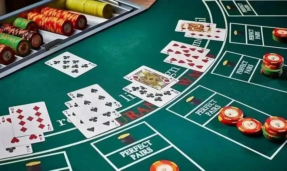 80mapp ငွေထုတ် Mobile APP ဖြင့် Wave Money KBZPay AYA Pay သို့ MMK ကျပ်ငွေ ထုတ်ယူနေသောမြင်ကွင်း